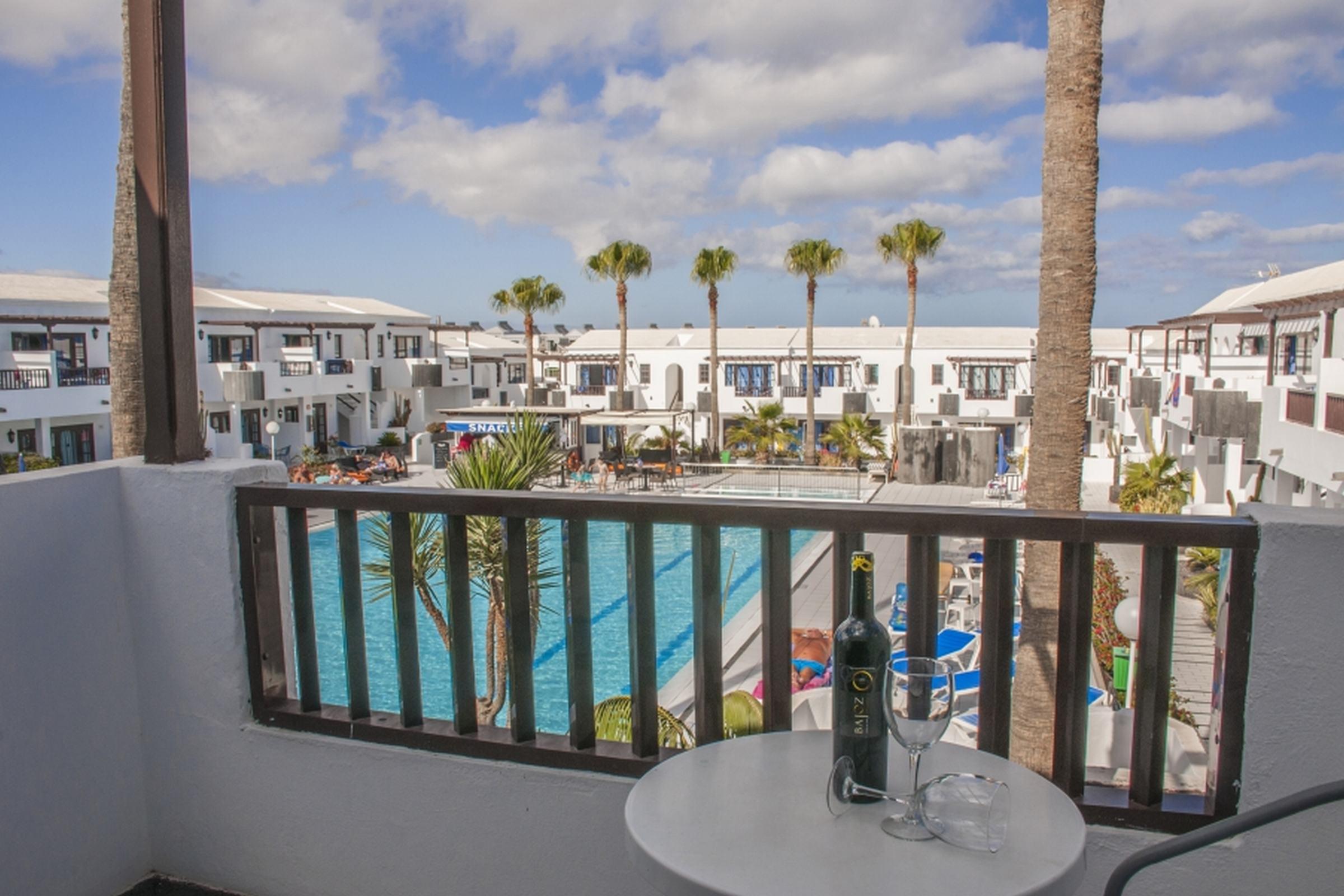 Plaza Azul Aparthotel Puerto del Carmen  Bagian luar foto