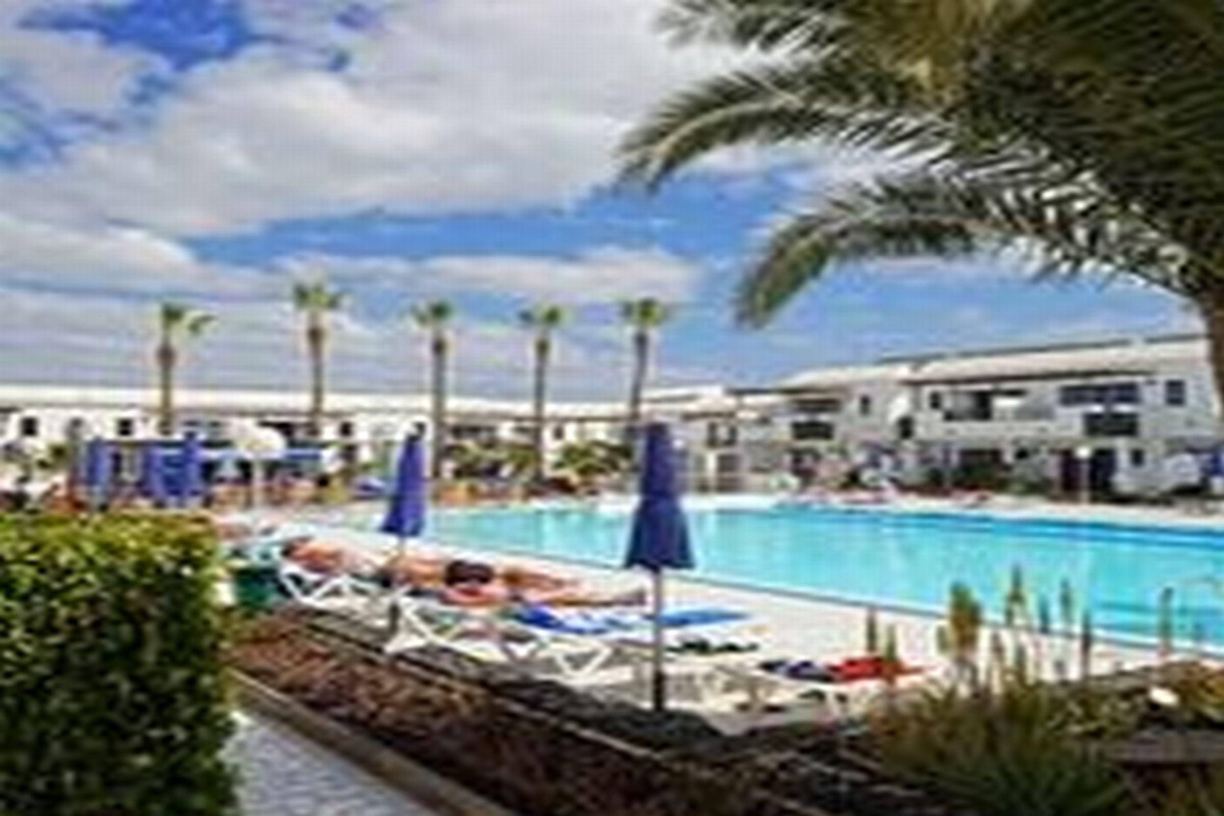 Plaza Azul Aparthotel Puerto del Carmen  Bagian luar foto