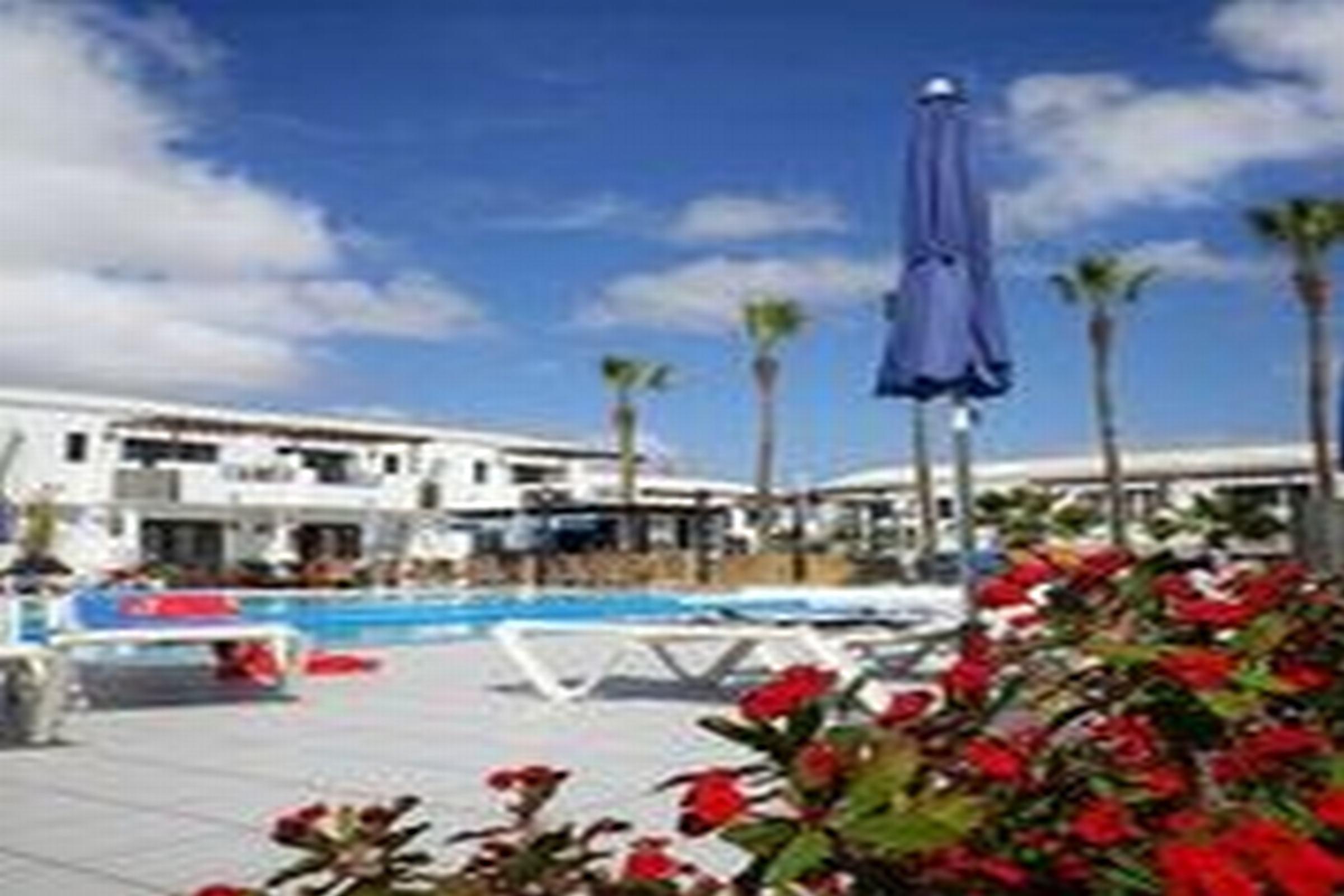 Plaza Azul Aparthotel Puerto del Carmen  Bagian luar foto