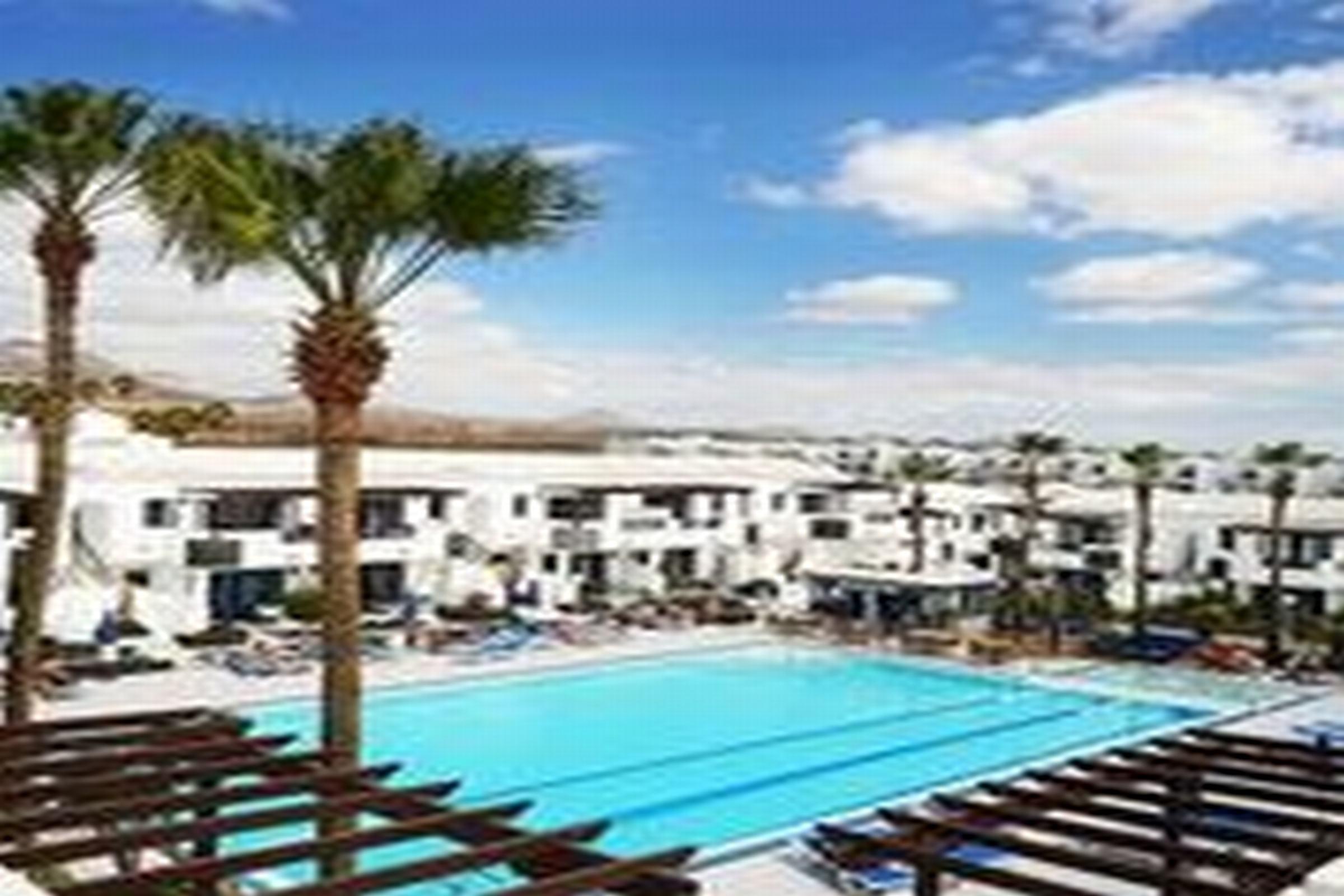 Plaza Azul Aparthotel Puerto del Carmen  Bagian luar foto