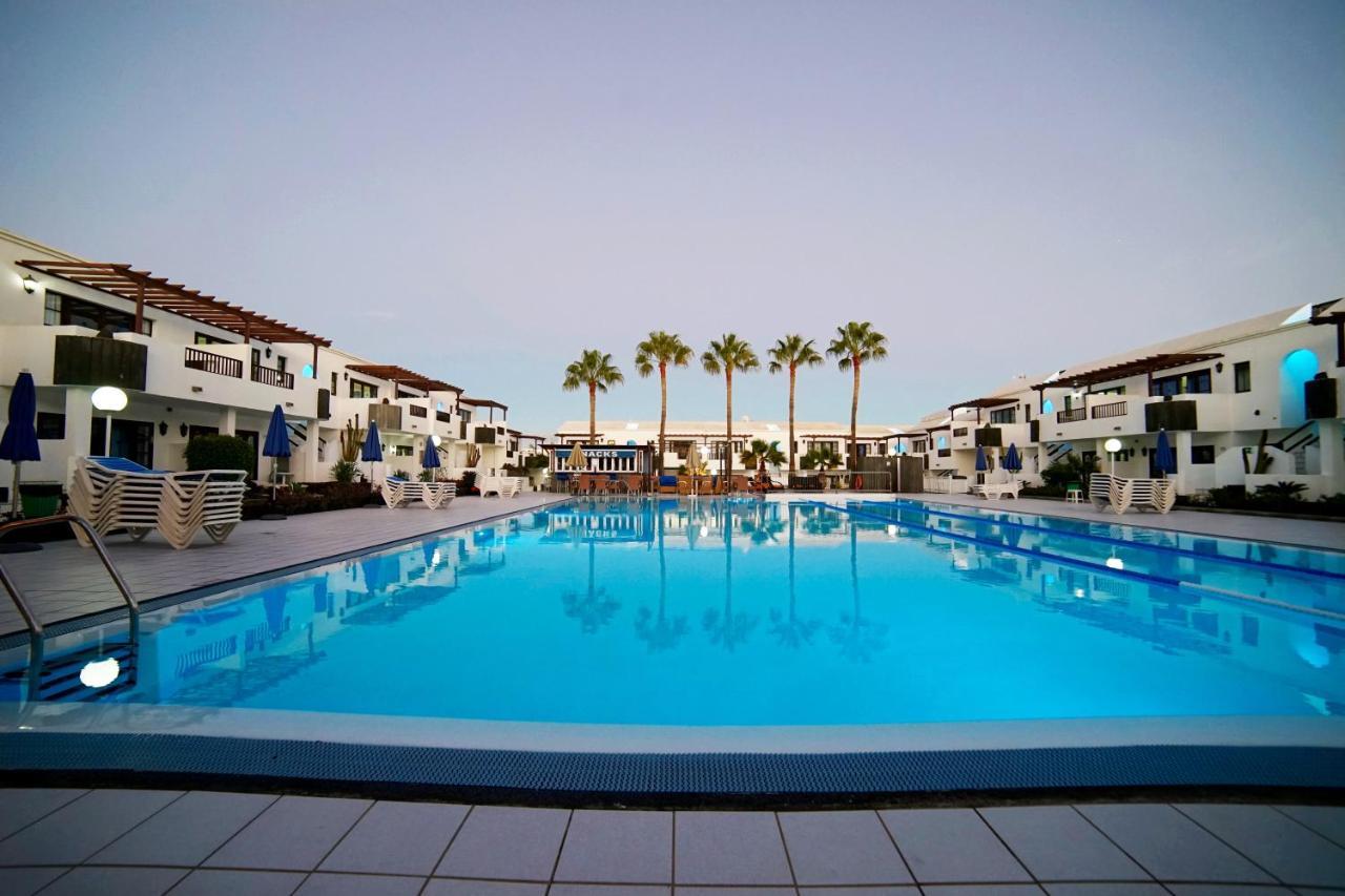 Plaza Azul Aparthotel Puerto del Carmen  Bagian luar foto