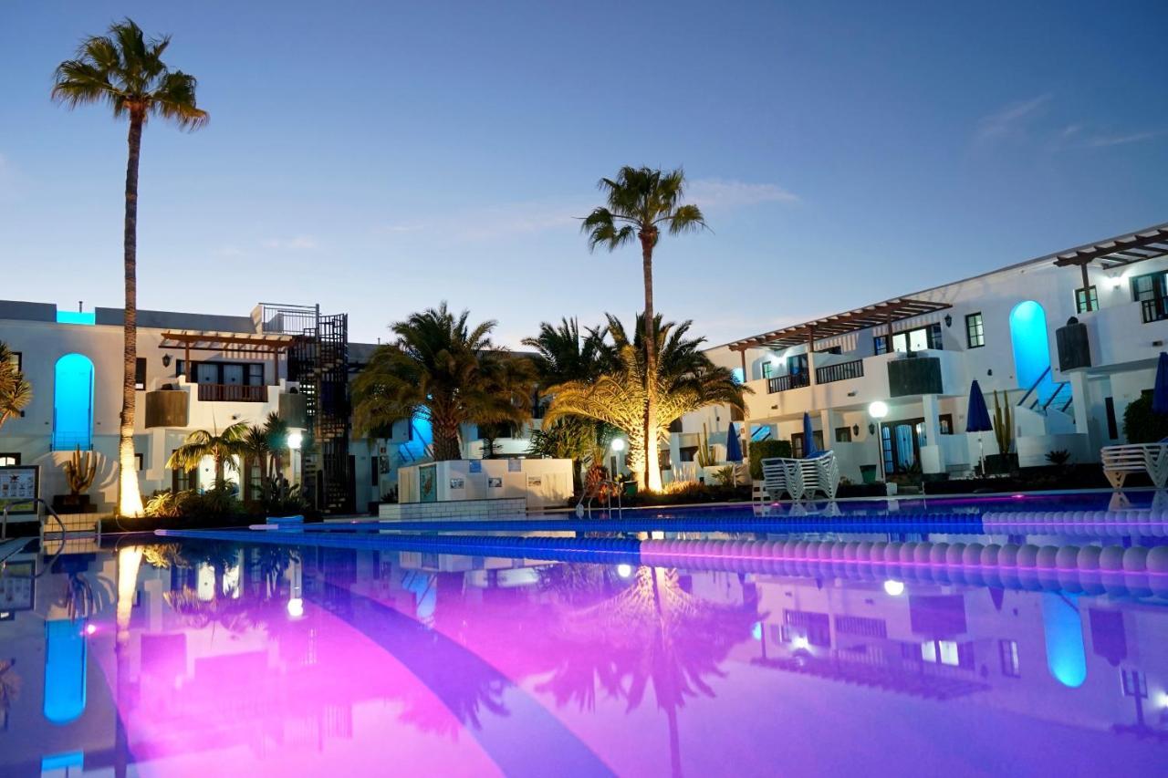 Plaza Azul Aparthotel Puerto del Carmen  Bagian luar foto