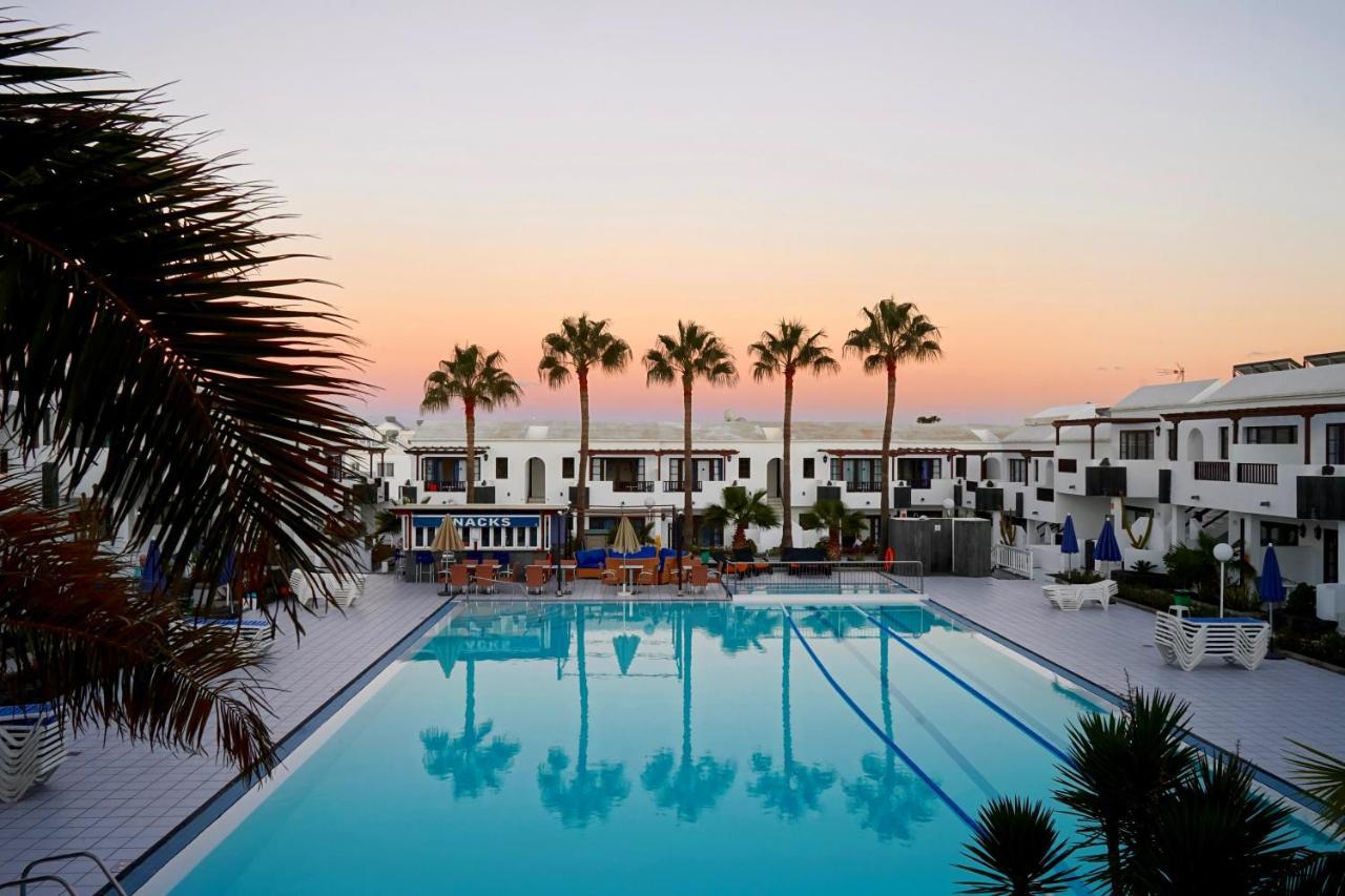 Plaza Azul Aparthotel Puerto del Carmen  Bagian luar foto
